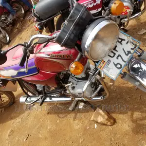 Bajaj Boxer 2021 Red