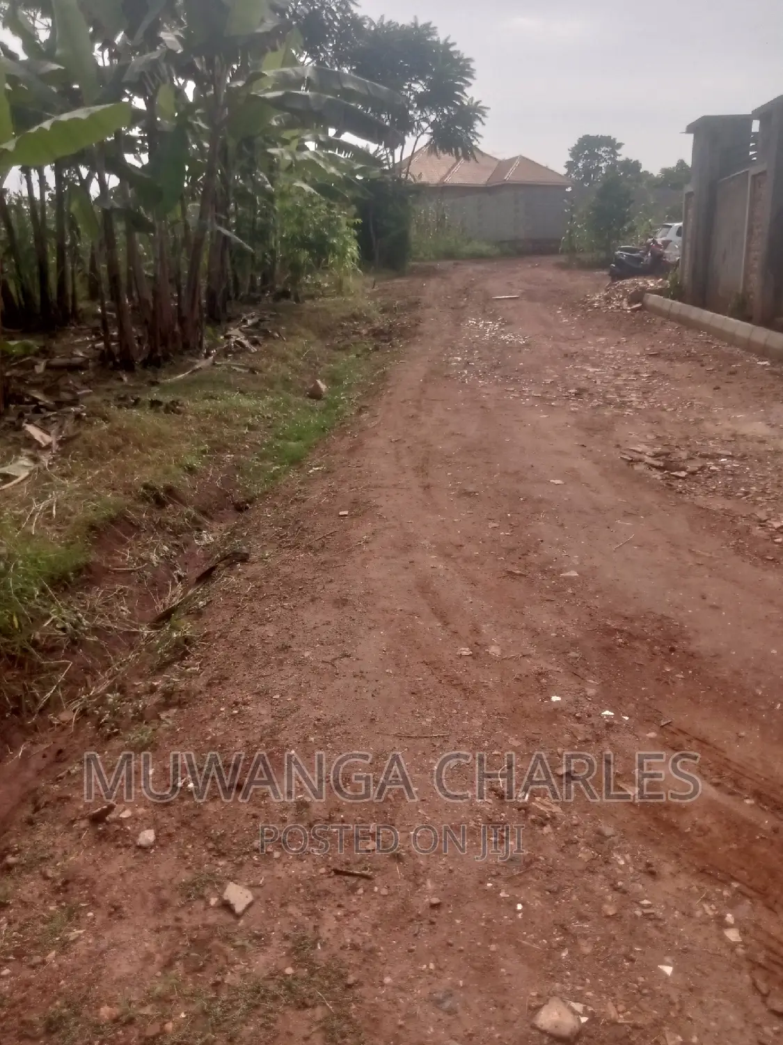 Plot's Available for Sale at Busukuma