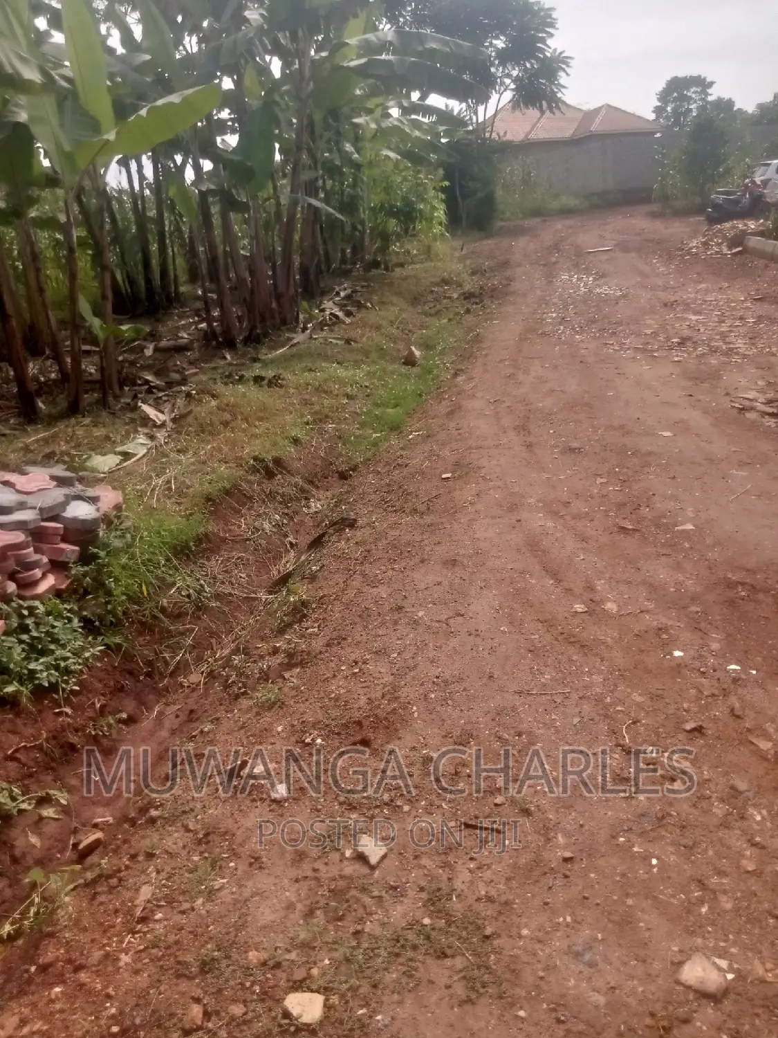 Plot's Available for Sale at Busukuma