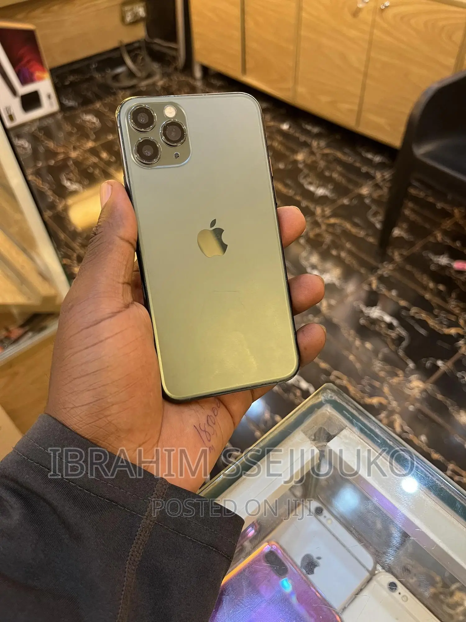 Apple iPhone 11 Pro 64 GB Green