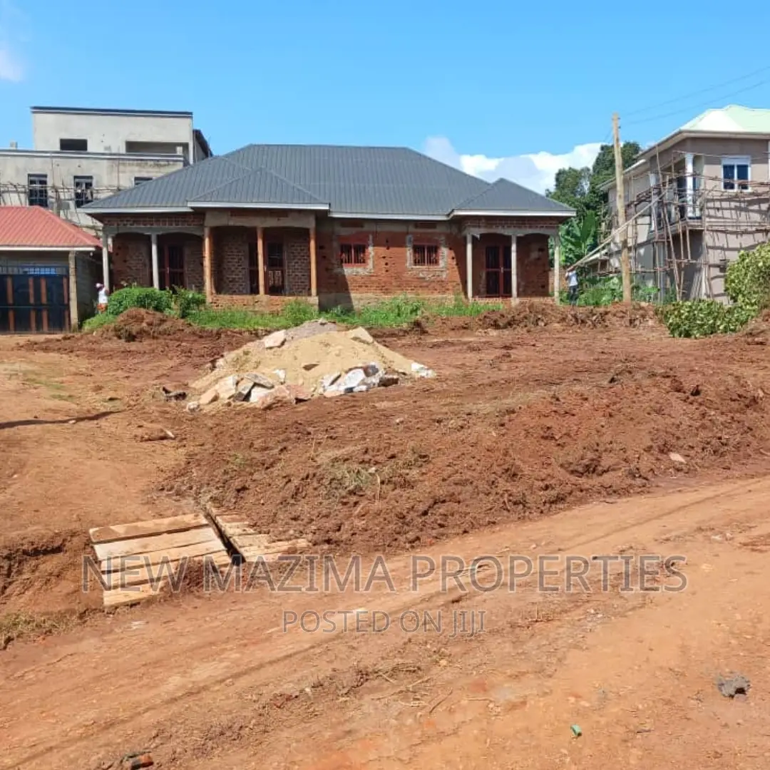 Commercial Plot Measuring Direct on Muram Rd Onsale Busabaal