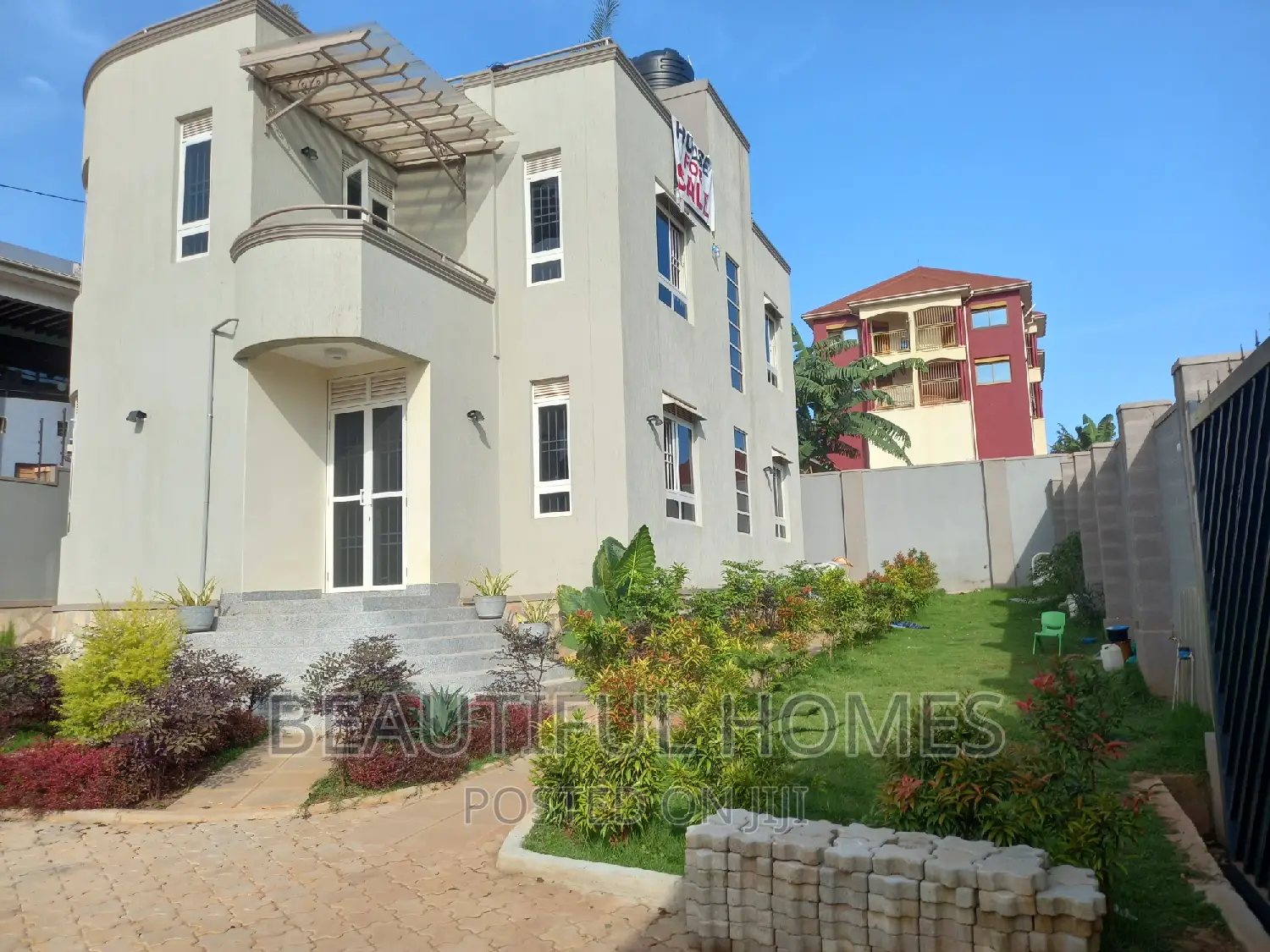 Furnished 4bdrm House in Kira for sale