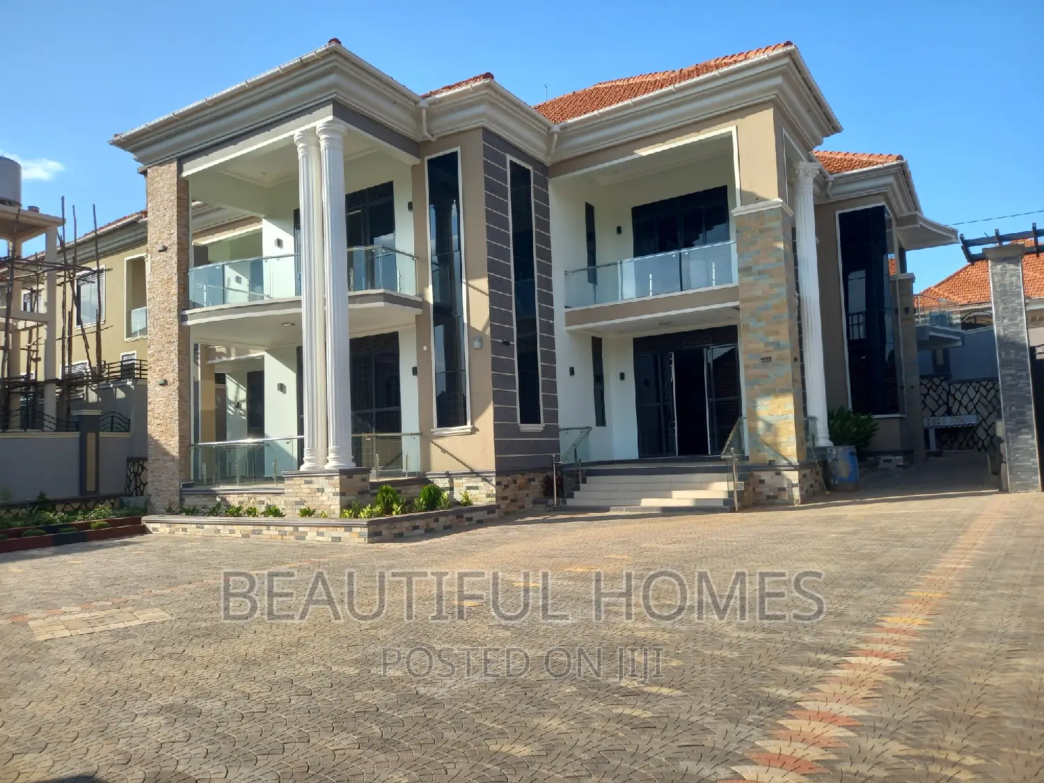 Furnished 6bdrm Mansion in Kira, Central Division for sale