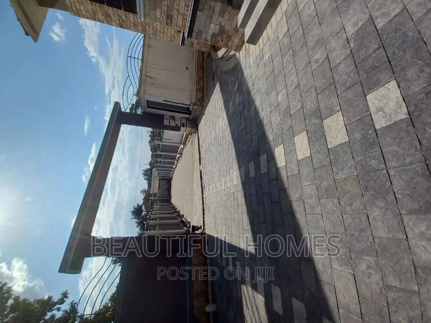 Furnished 4bdrm House in Kira Mamerito Road, Central Division for sale