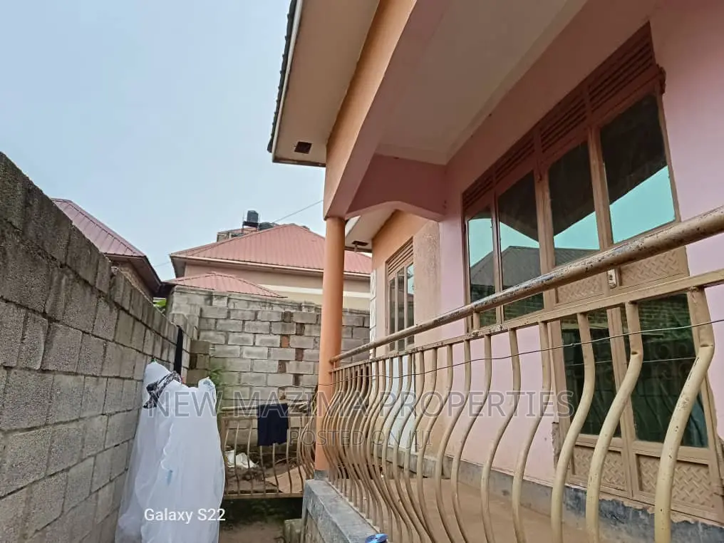 2bdrm House in Bulenga Town, Division A for sale
