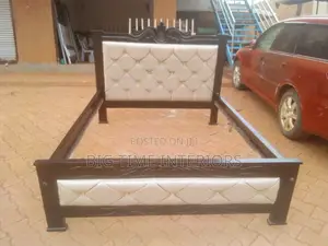 5*6 Cream Leather Bed