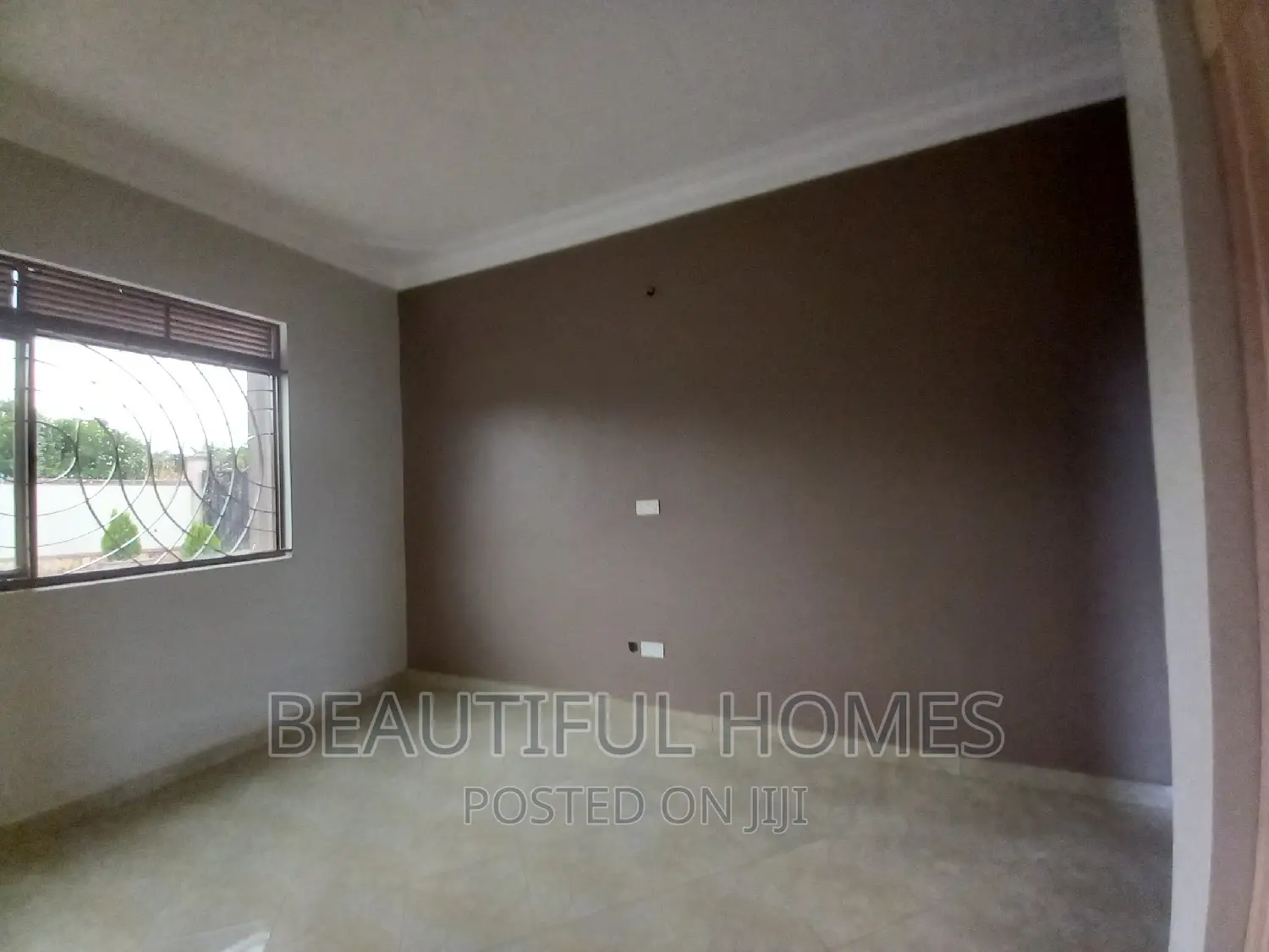 Furnished 4bdrm House in Kira for sale