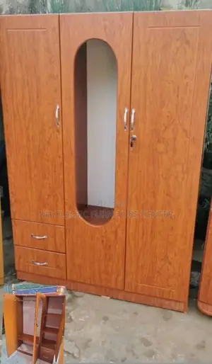 4/6 Nice Wardrobe