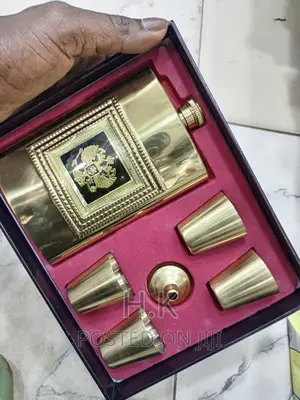 Golden Hip Flask Gift Set