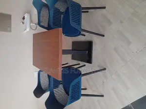 Executive Restaurant Table With Chairs.
