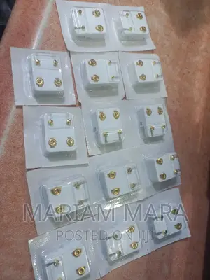 Ear Pins /England Original Ear Pins