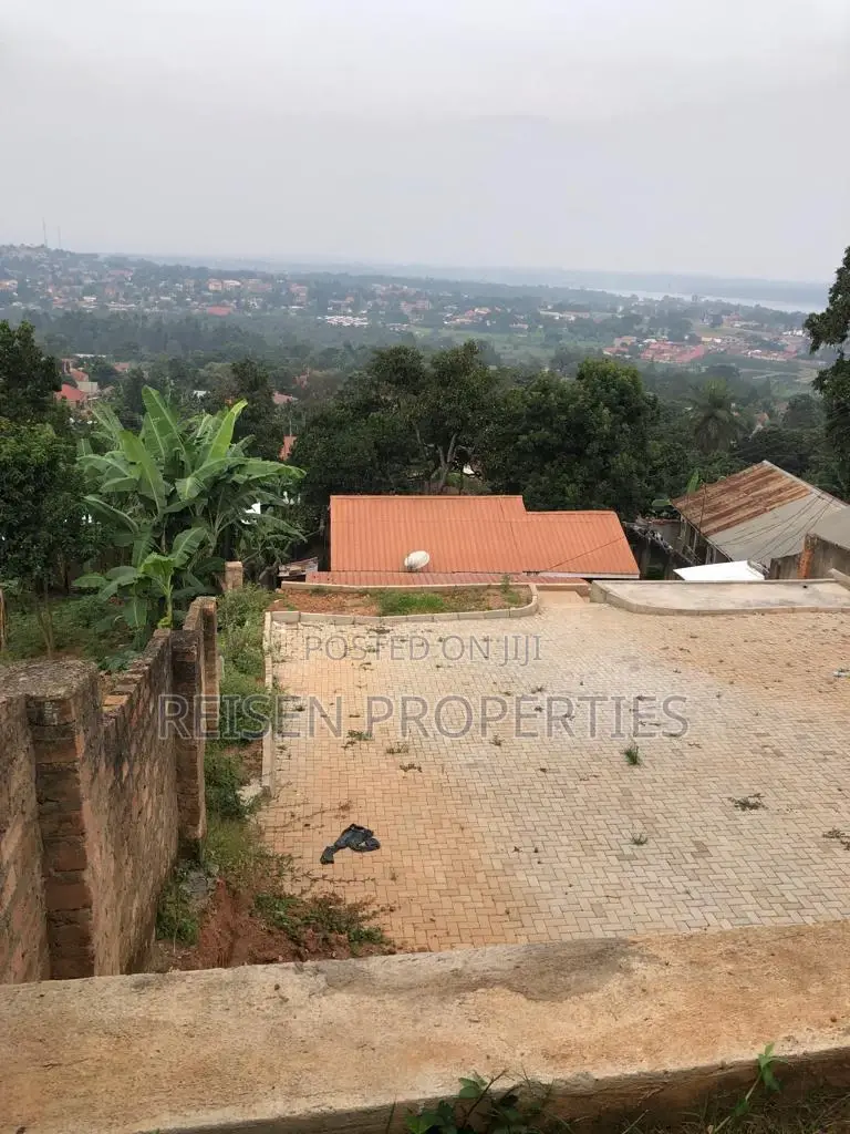 Commercial Lake and Entebbe View Land on Sale in Nsamizi