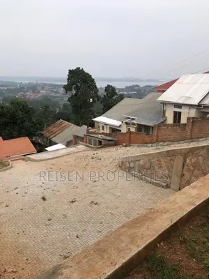 Commercial Lake and Entebbe View Land on Sale in Nsamizi