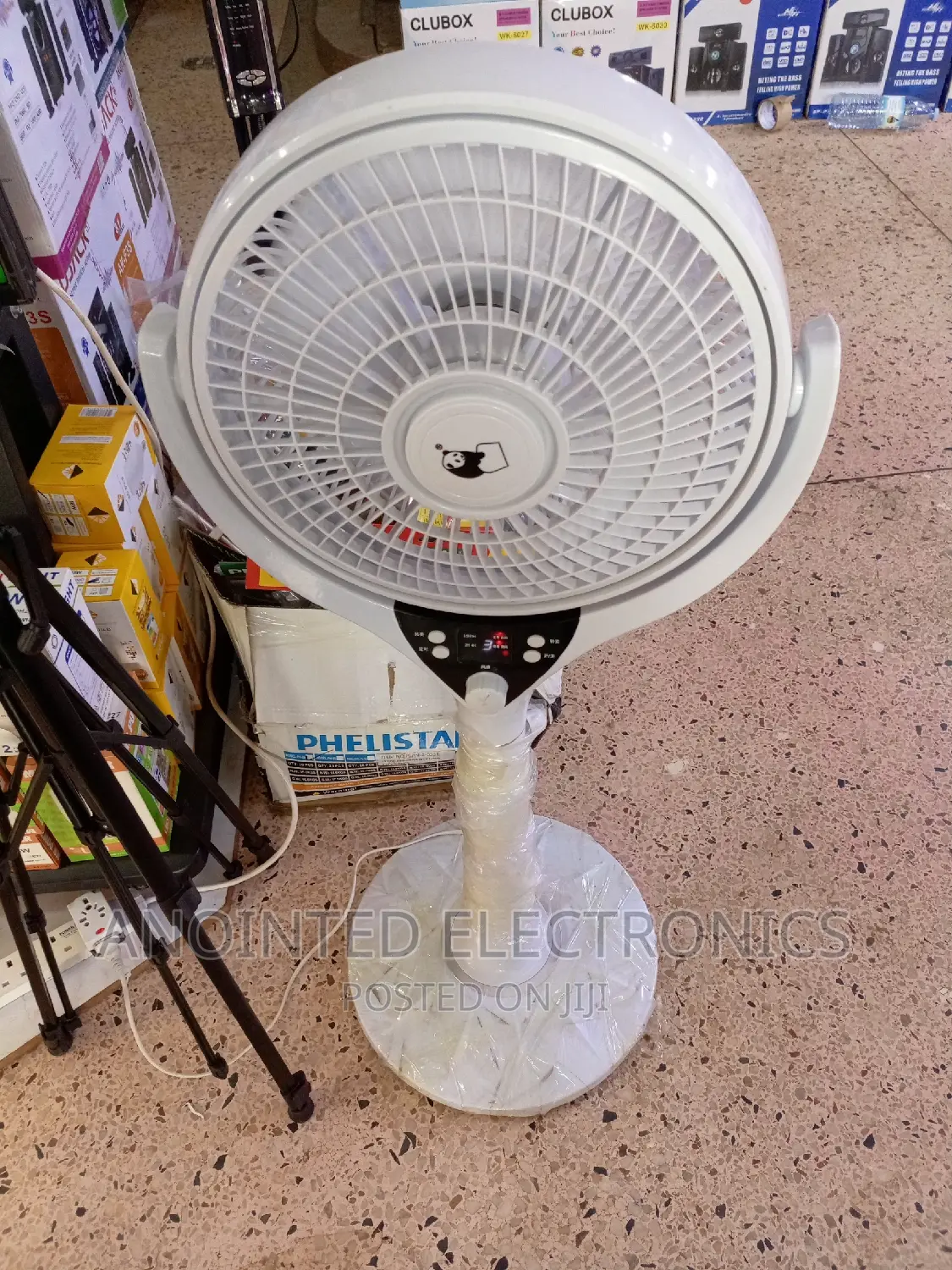 Amazing Stand Fans With a Remote