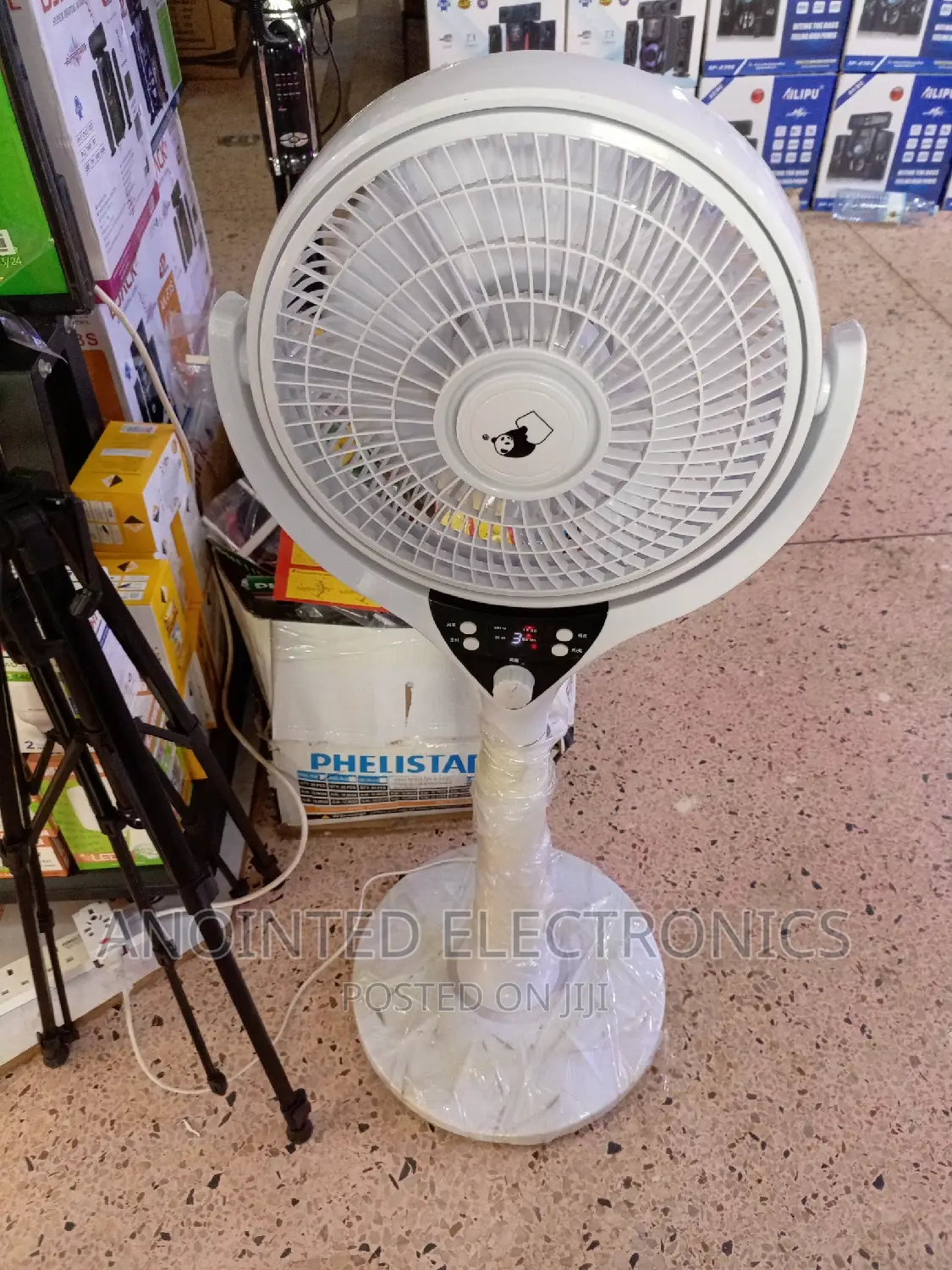 Amazing Stand Fans With a Remote