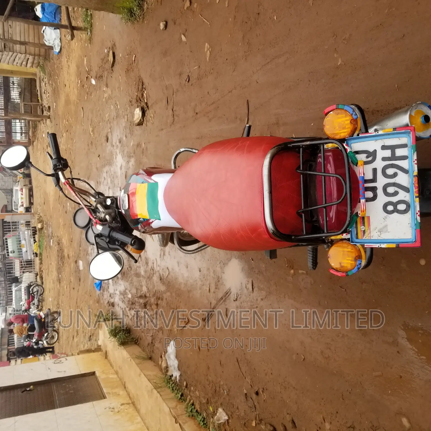Bajaj Boxer 2021 Red