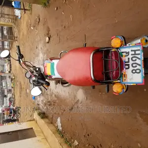 Bajaj Boxer 2021 Red