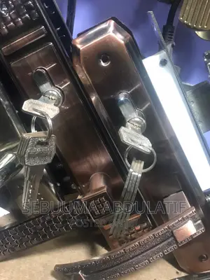 Photo - Door Handle