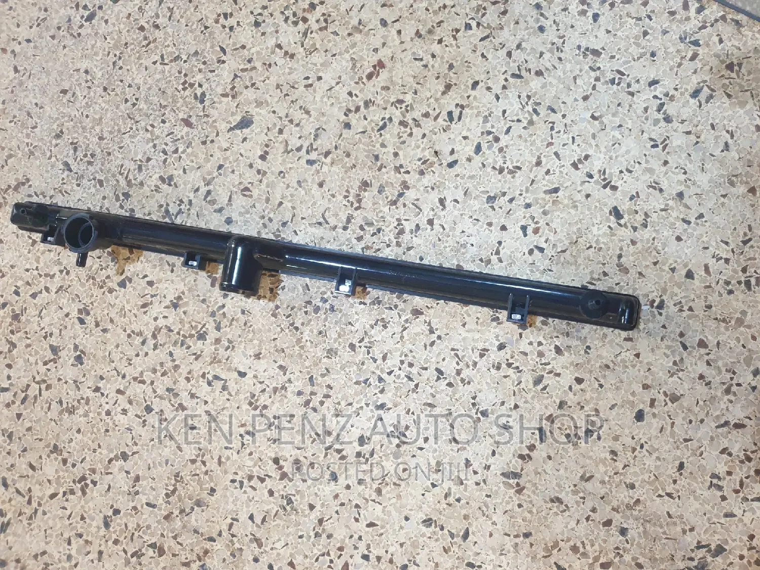 Subaru Outback Radiator Top Cover