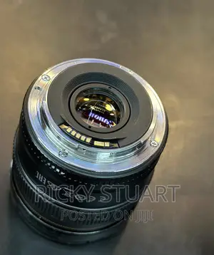 Canon EF 20mm F/2.8 USM Wide-Angle Fixed Lens