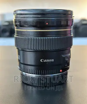 Canon EF 20mm F/2.8 USM Wide-Angle Fixed Lens