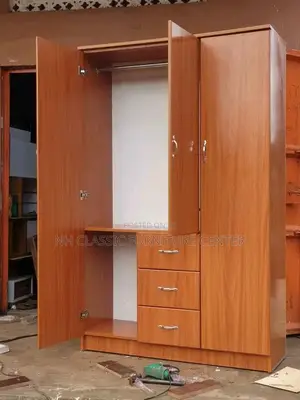 Classic Wardrobe/ Wardrobe / Wardrobe