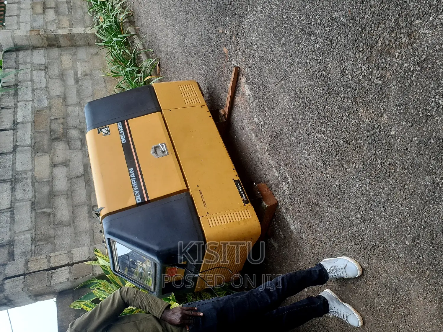 Generators, Air Compressors Machine Hiring