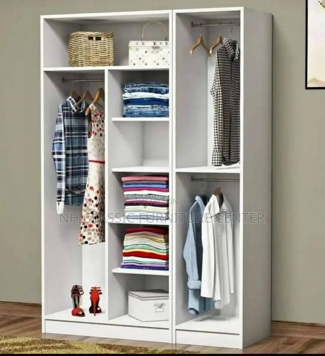 Open Wardrobe/ Open Wardrobe