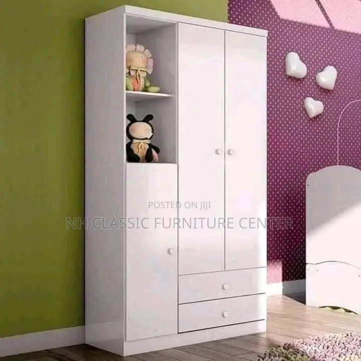 Middium Wardrobe / Wardrobe/ Wardrobe