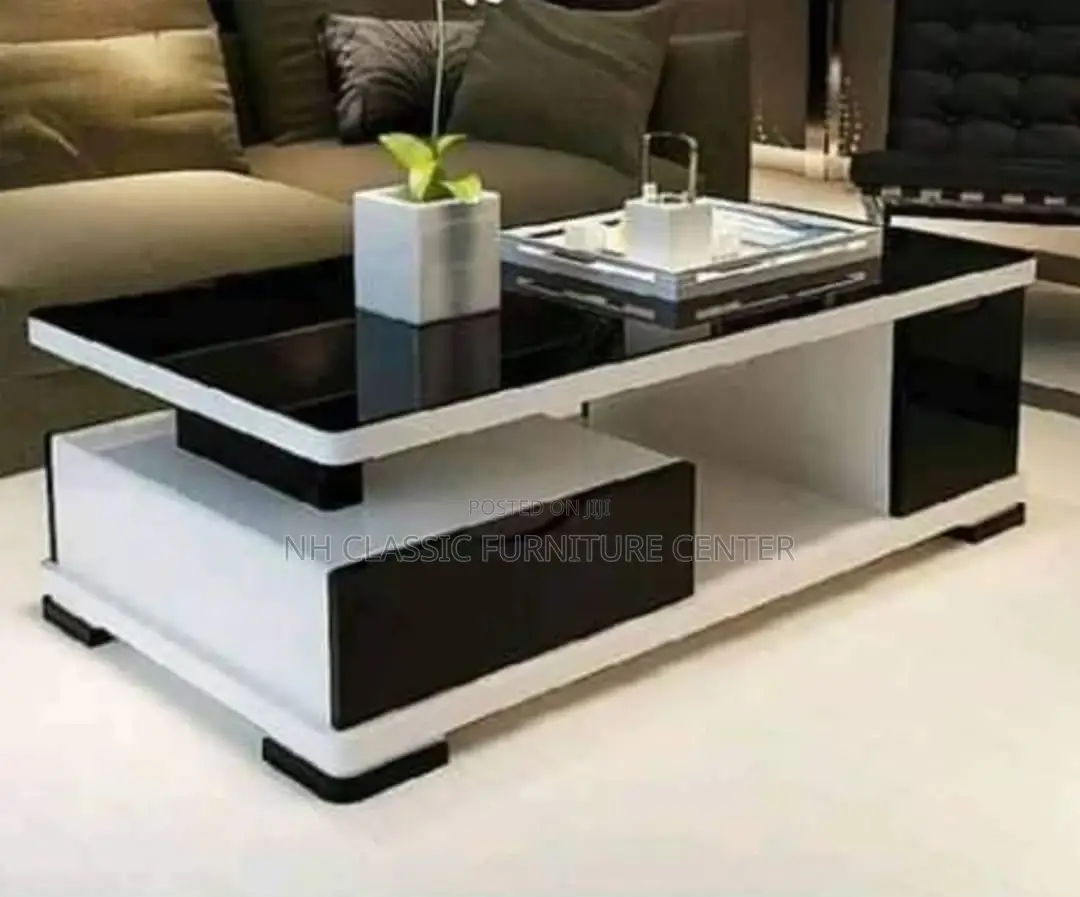 Classic Center Table/ Classic Center Table