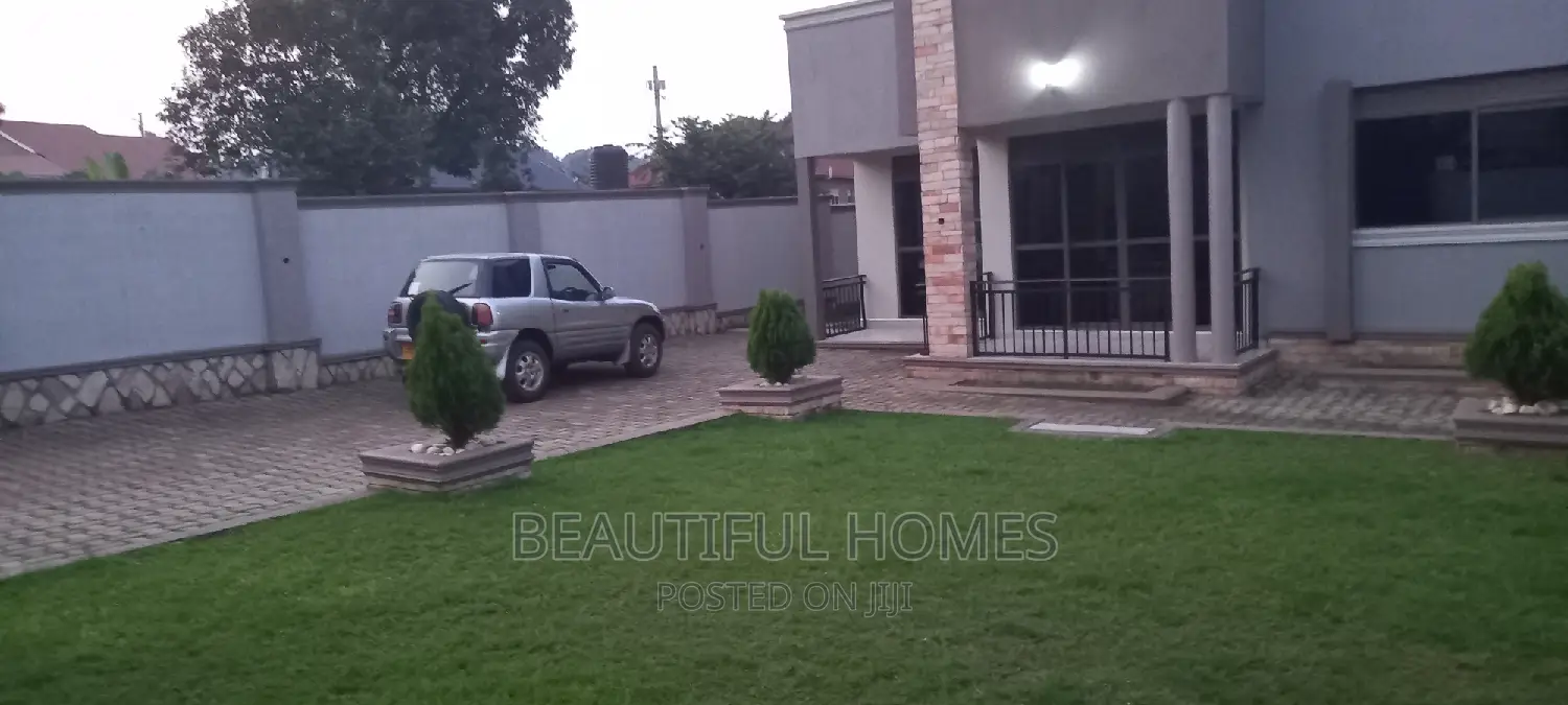 Furnished 4bdrm House in Kira for sale