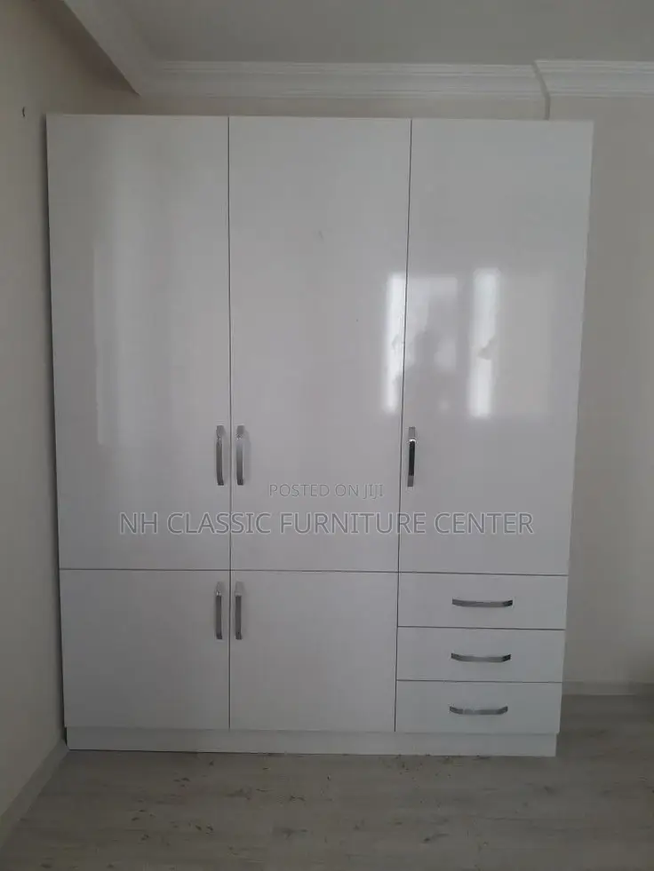 Wardrobe/ Wardrobe/ Wardrobe/ Wardrobe