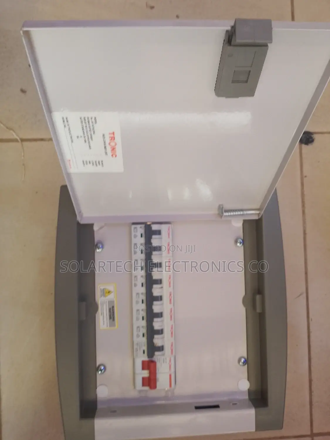 8 Way Tronic Main Switch