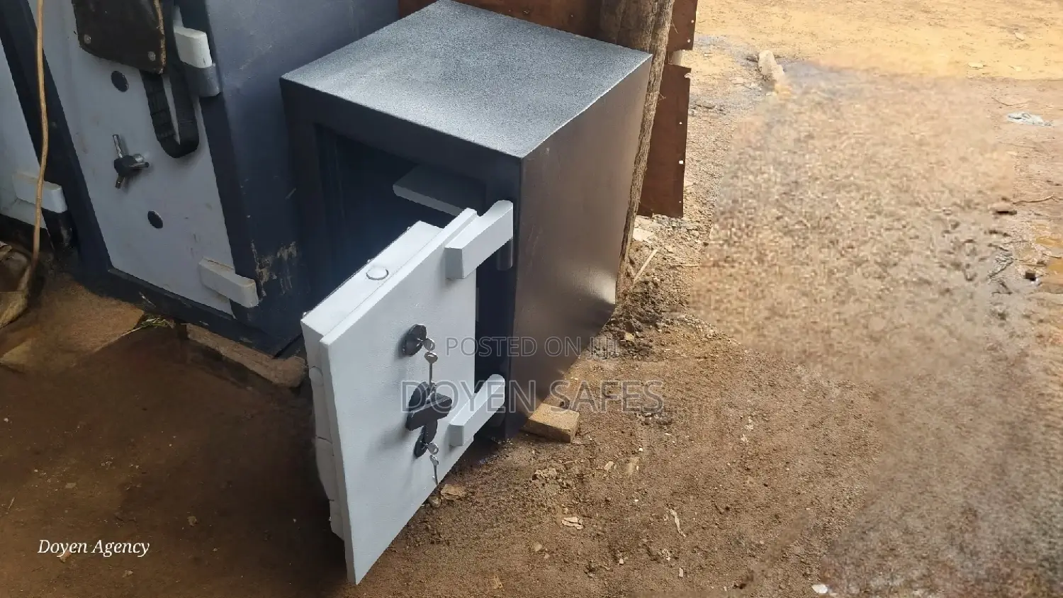 Safe Box's 300kgs Dual-lock