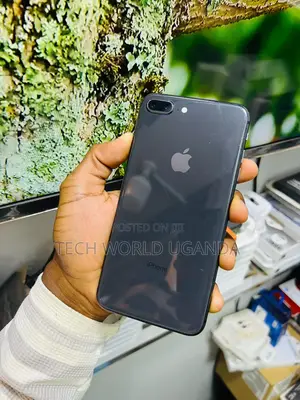 Apple iPhone 7 Plus 32 GB Black