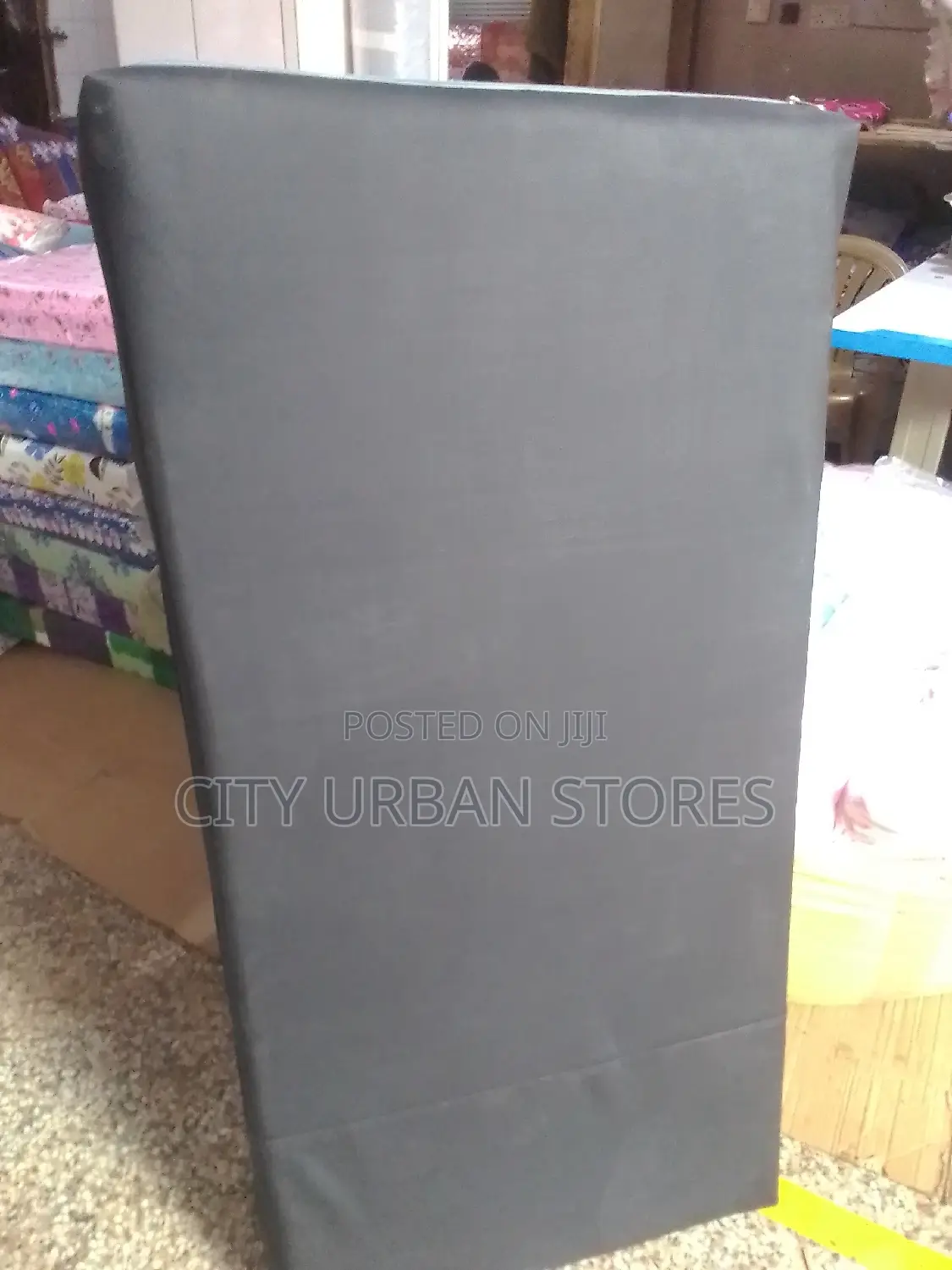 Vita Foam Leather Makinitosh Mattress P