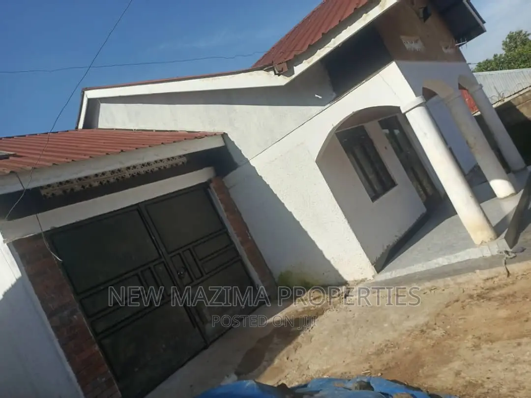 3bdrm House in Kyengera Kaziga, Division A for sale