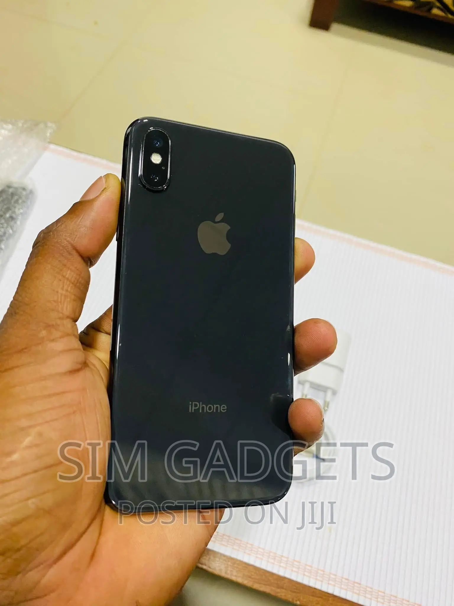 Apple iPhone X 64 GB Black