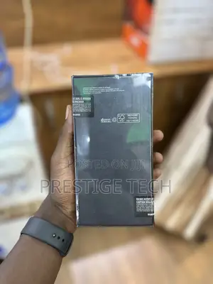 New Samsung Galaxy S22 Ultra 5G 512 GB Black