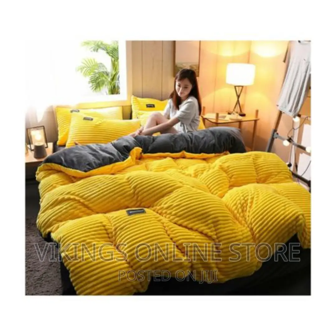 Coral Velvet Duvet Set With 2 Pillowcases,1 Bedsheet- Yellow