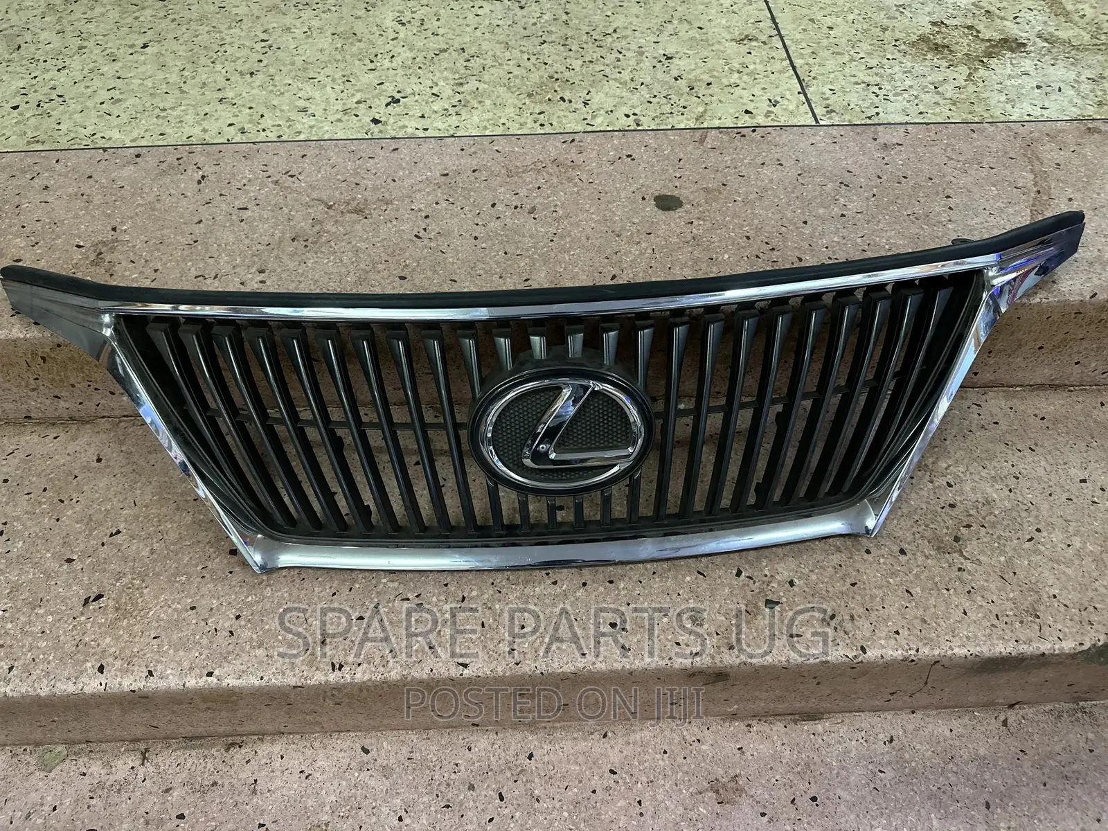 Lexus RX270 2010 - 2014 Grille
