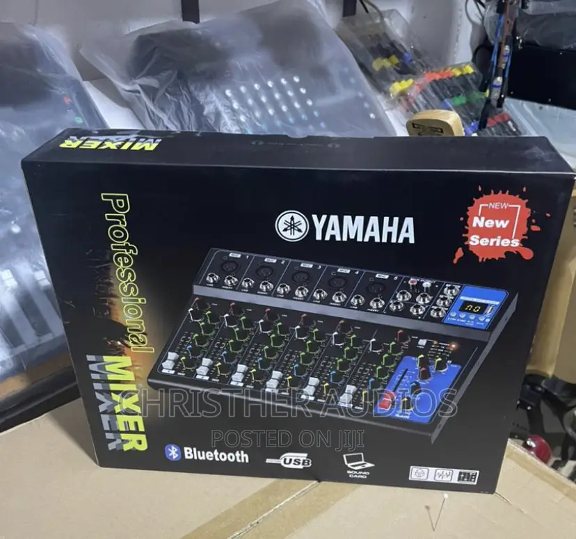 Yamaha F7 Mixer
