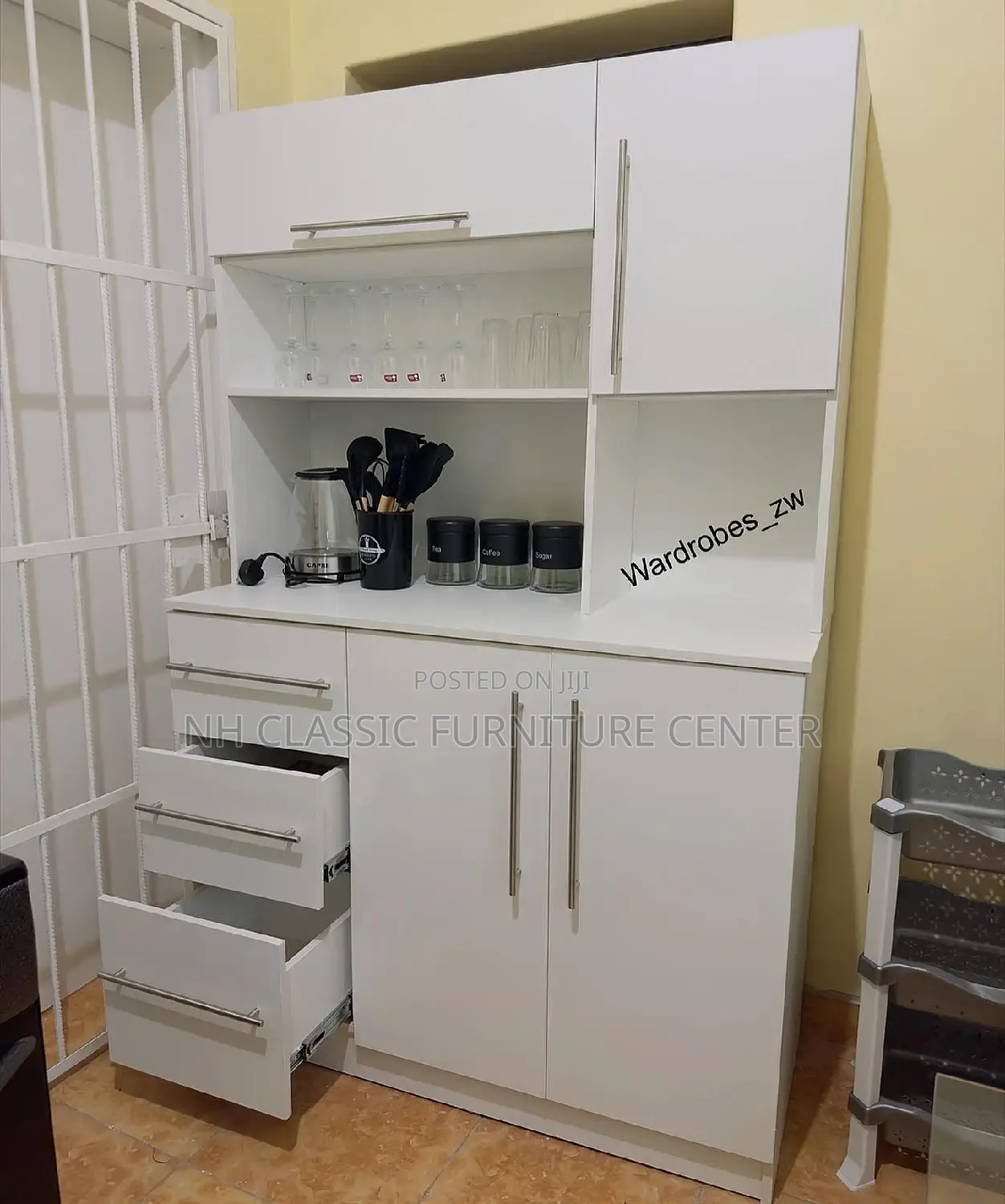 Kitchen Cabinet