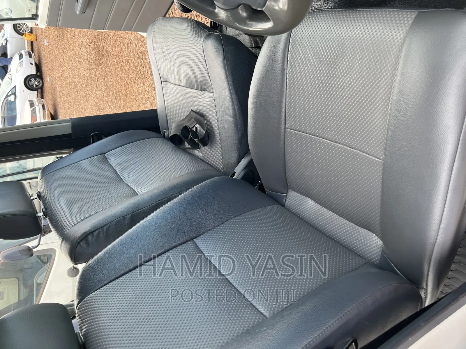Toyota Land Cruiser 2017 White