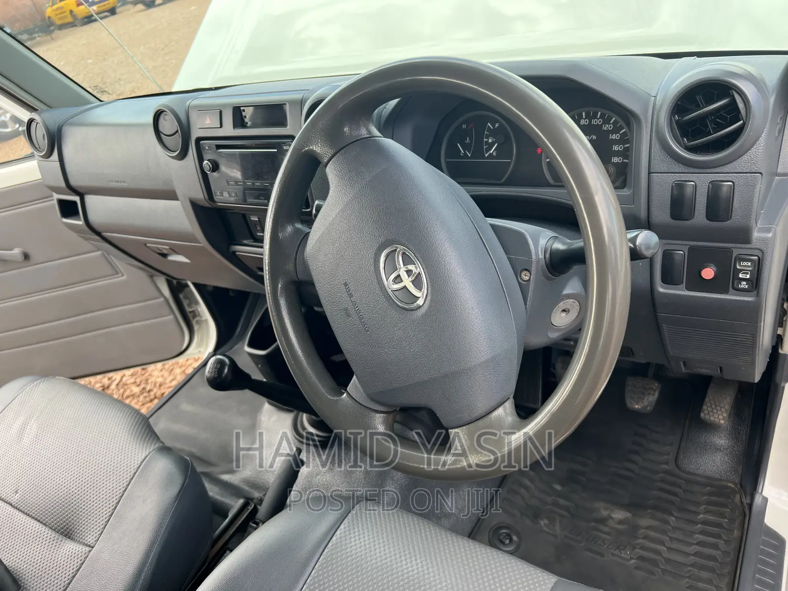 Toyota Land Cruiser 2017 White