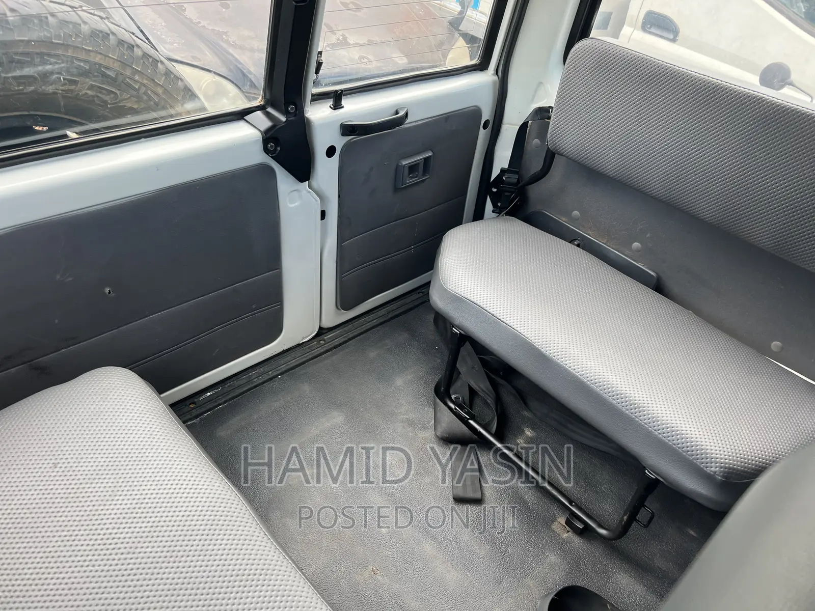 Toyota Land Cruiser 2017 White