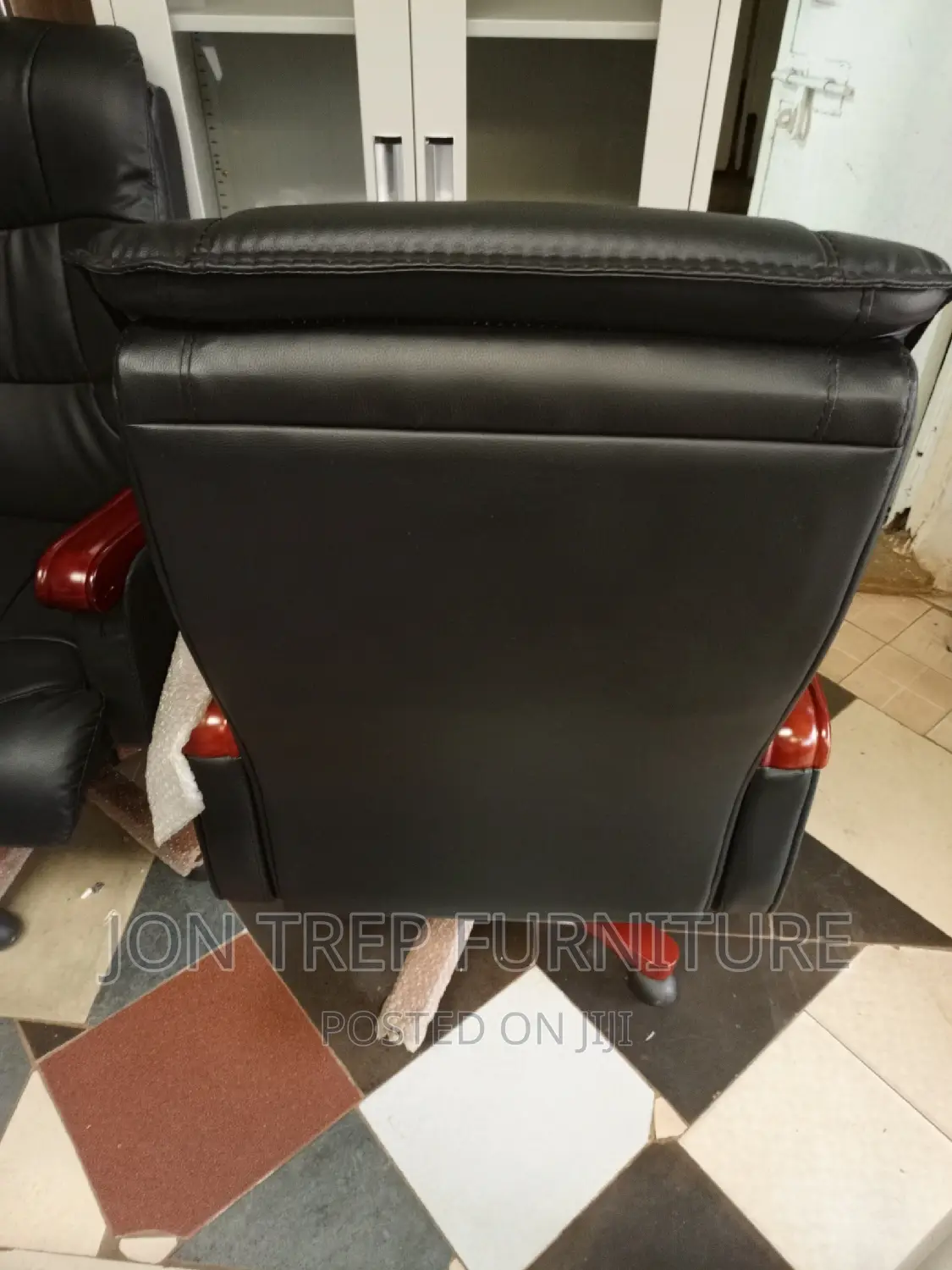 Executive Office Chair