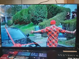 60 Inches LG SMART Digital Tv