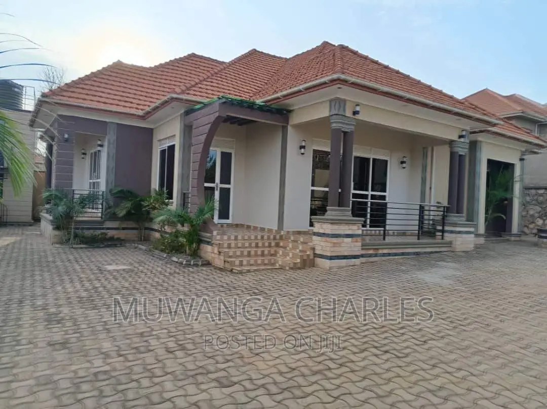 4bdrm Bungalow in Fs Properties Ltd, Central Division for sale