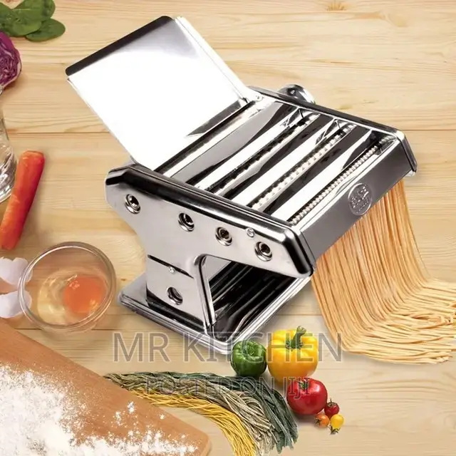 Pasta Maker /Macroon